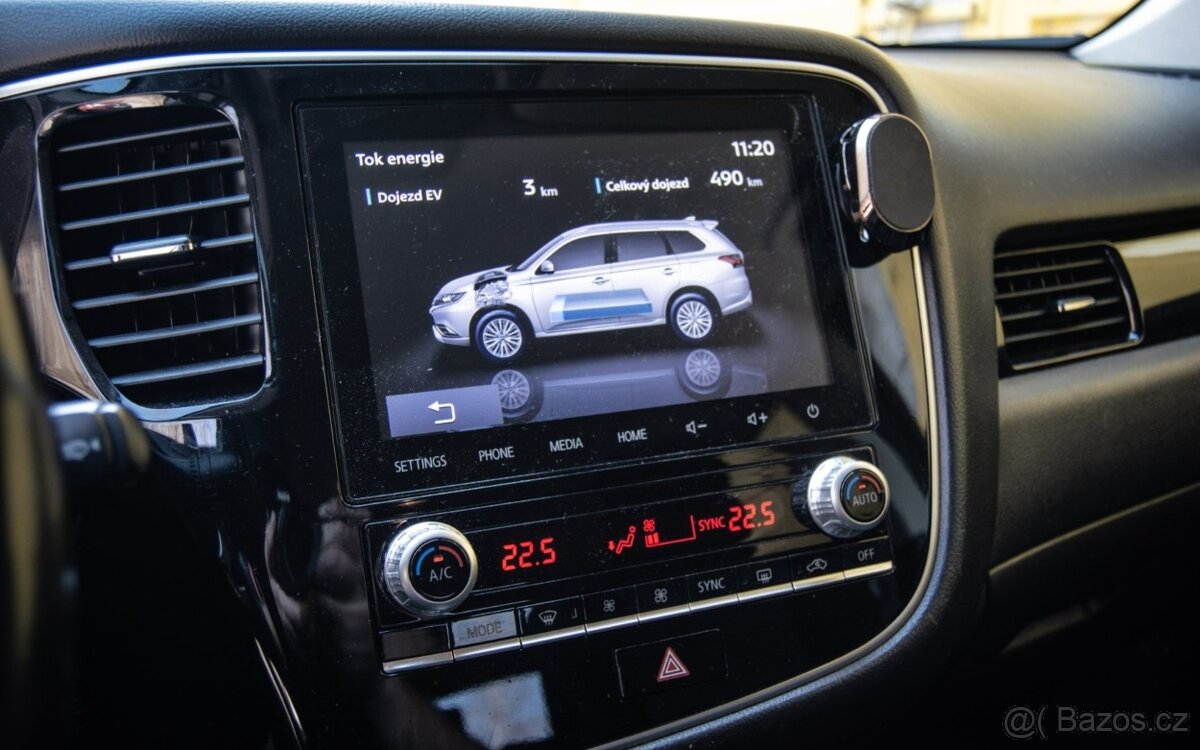 Mitsubishi Outlander PHEV 2.4 AWD - 11