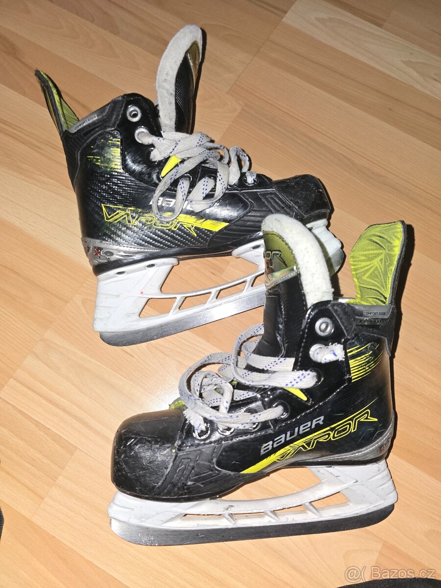 Hokejová výstroj - 11