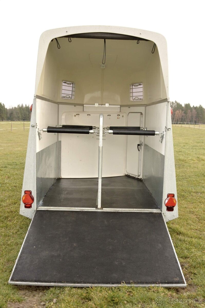 Přepravník pro 2 koně Humbaur Balios Aero - 11