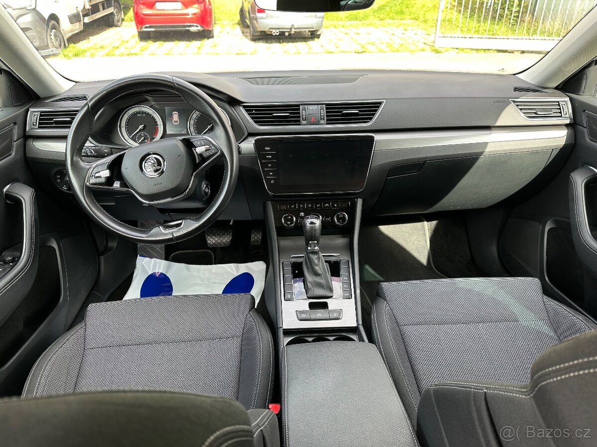 Škoda Superb 2.0Tdi 110kw style Dsg 1 majitel 2021 - 11