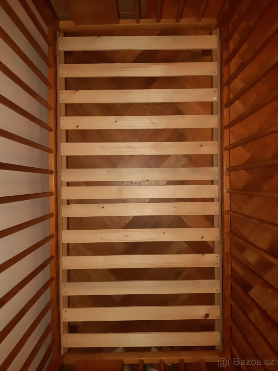 Dětská dřevená postýlka vč. matrace - 11