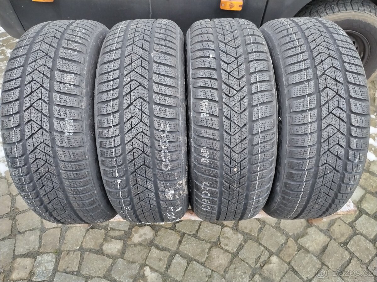 BMW X1 orig. al. disky 5x112 R17 + 225/55/17 zima - 11