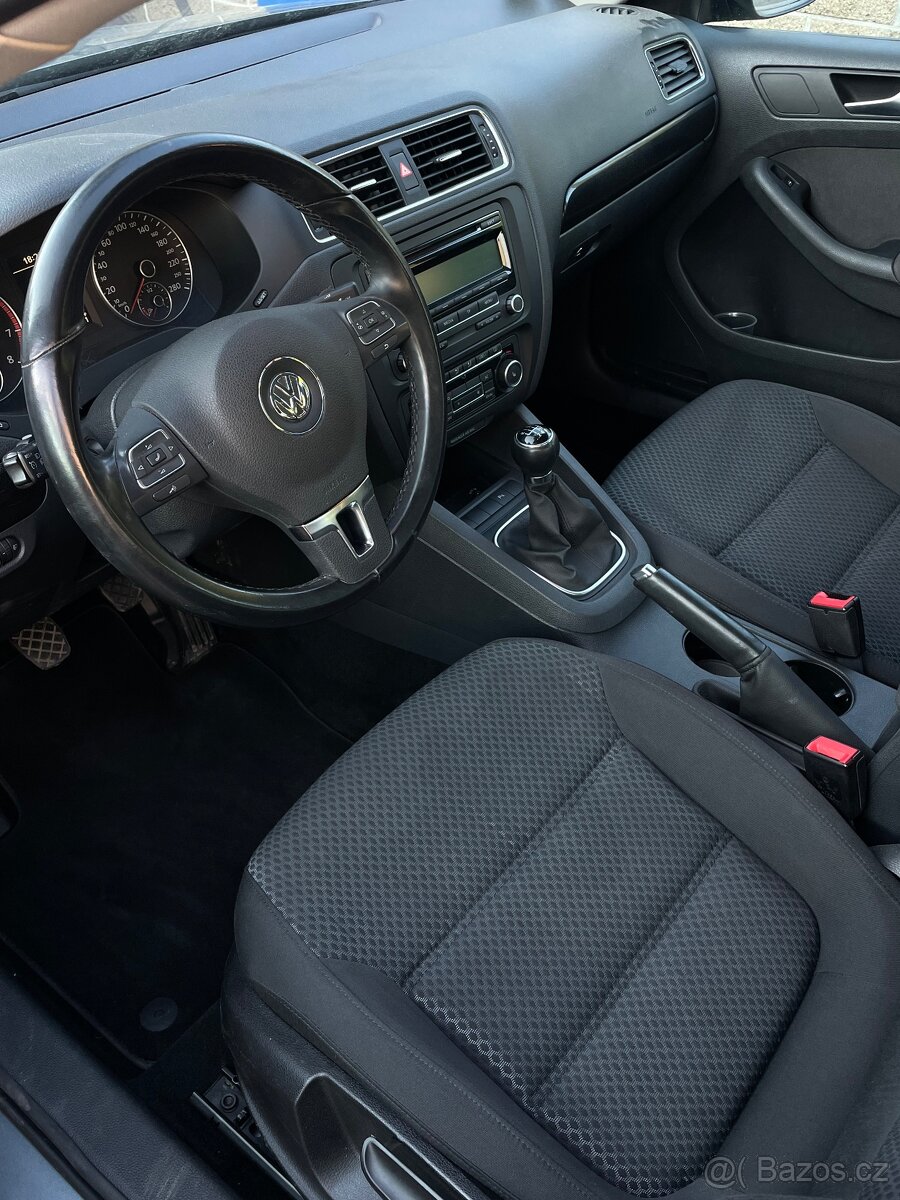 VW JETTA 1.2 TSI COMFORTLINE | TOP VÝBAVA | NOVÁ STK - 11