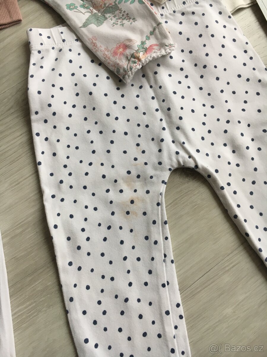 Mix obleceni holcicka 0-1 rok - 11