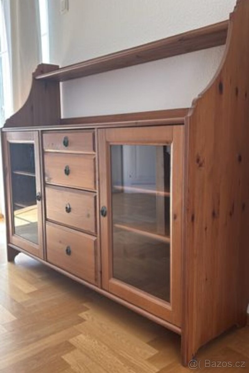 Nábytek Leksvik - skříně ,komody atd - 11