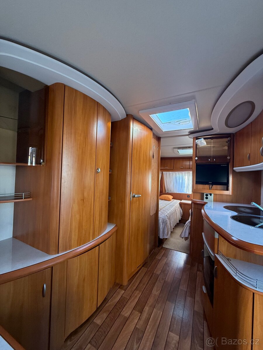 Hobby Excellent 540UL - ALDE, mover, předstan, TV - 11