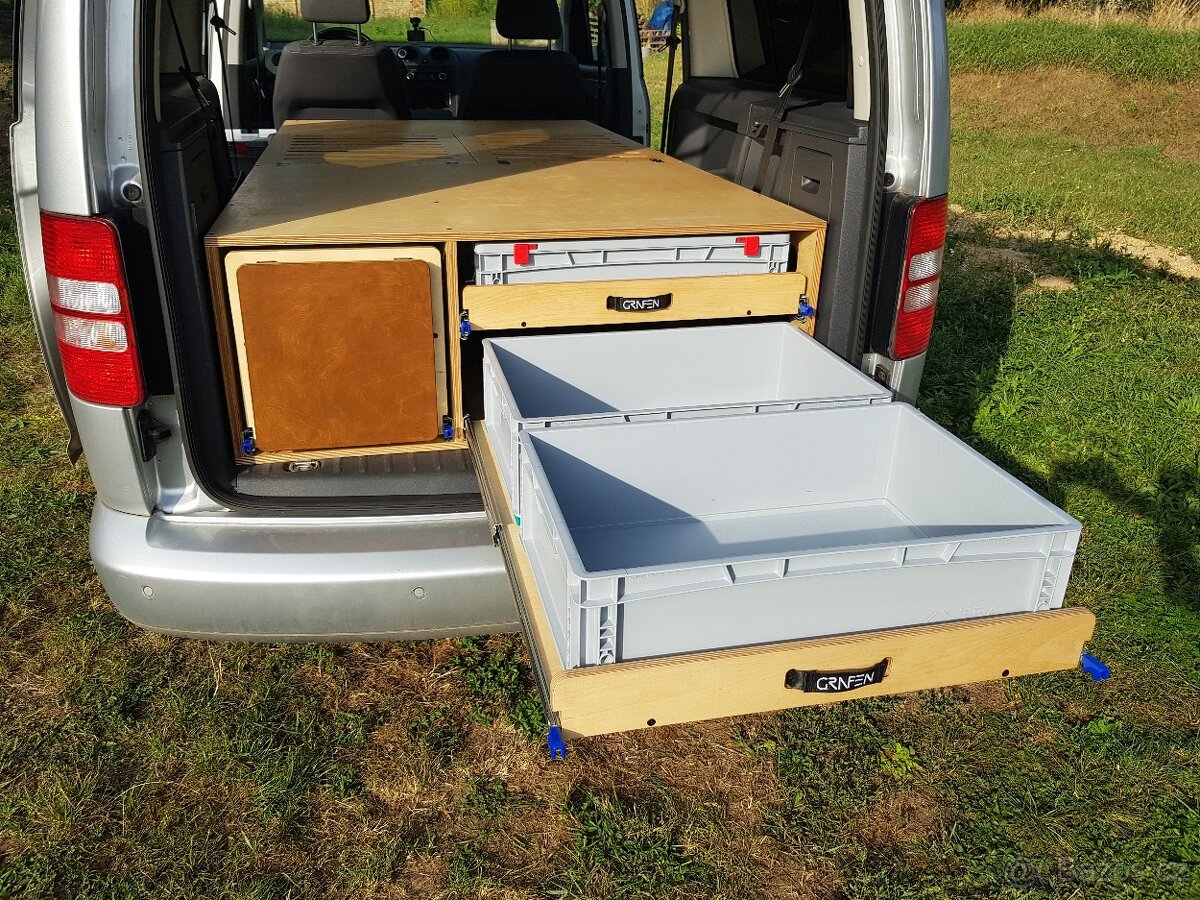 Obytná vestavba, camping box VW Caddy Maxi - 11