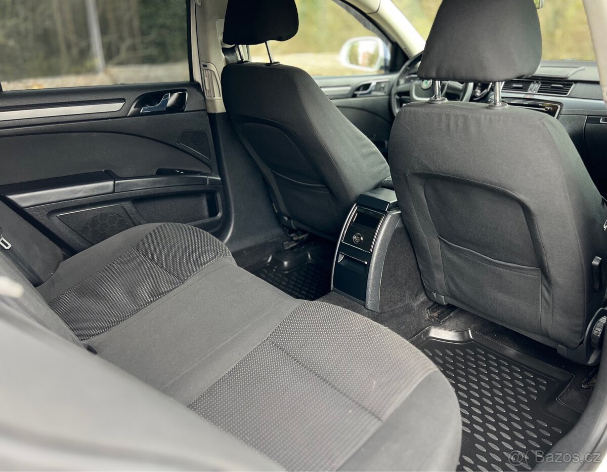 Škoda Superb 2 2010 - 11