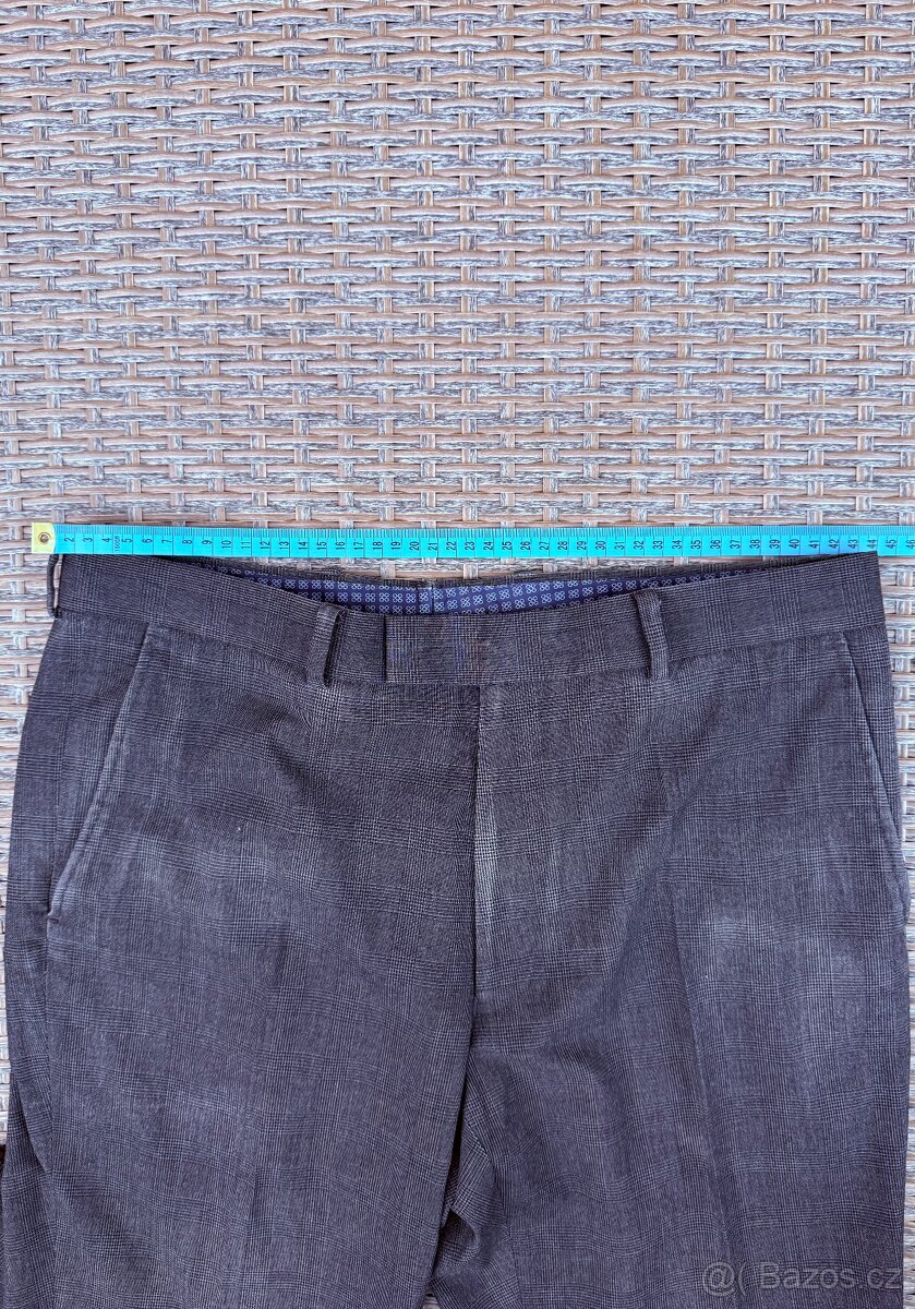 Oblek Marks & Spencer,velikost 50,šedý,komplet,Praha - 11