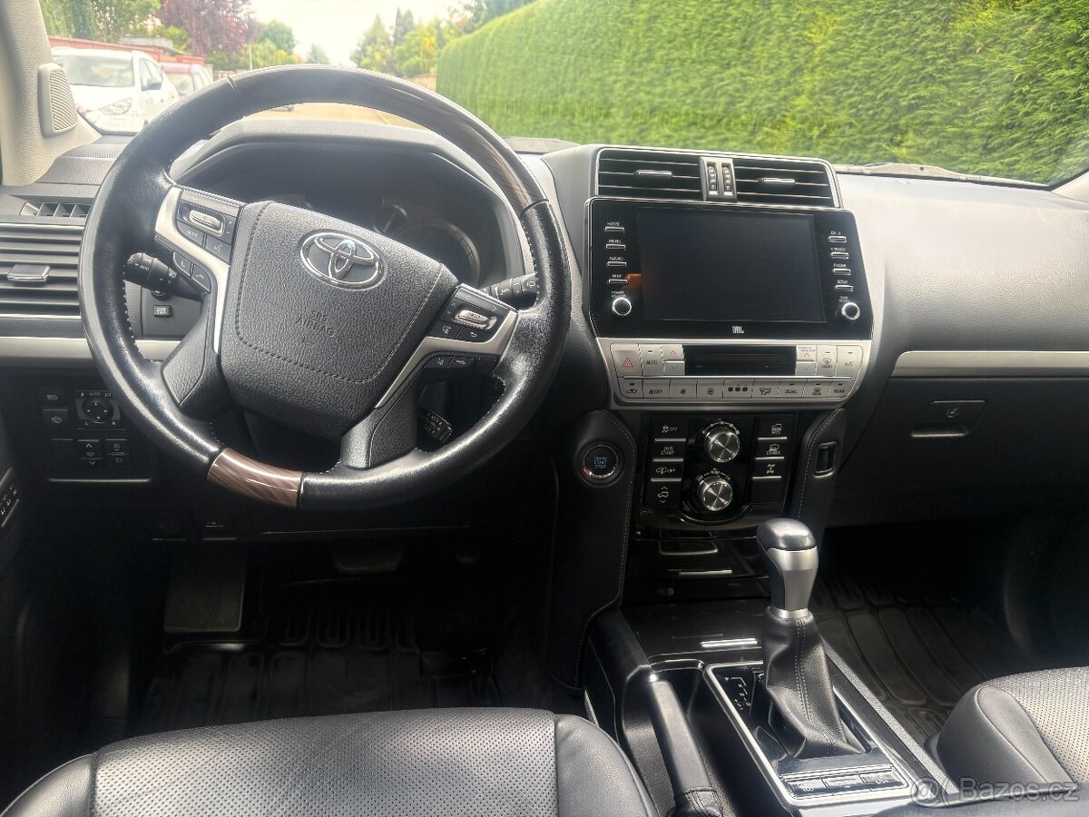 Toyota Land Cruiser GDJ 150 - 11