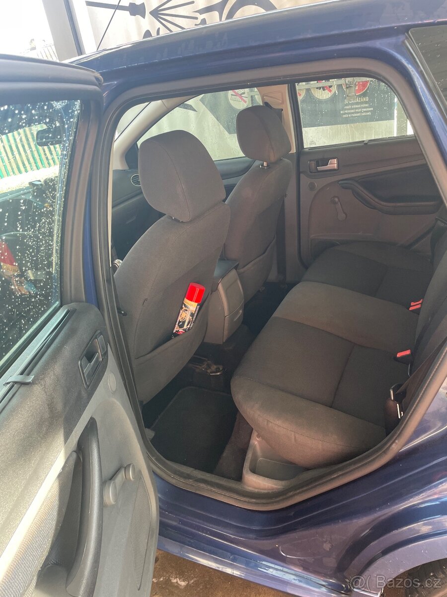 Ford Focus 2.0 TDCI - 11