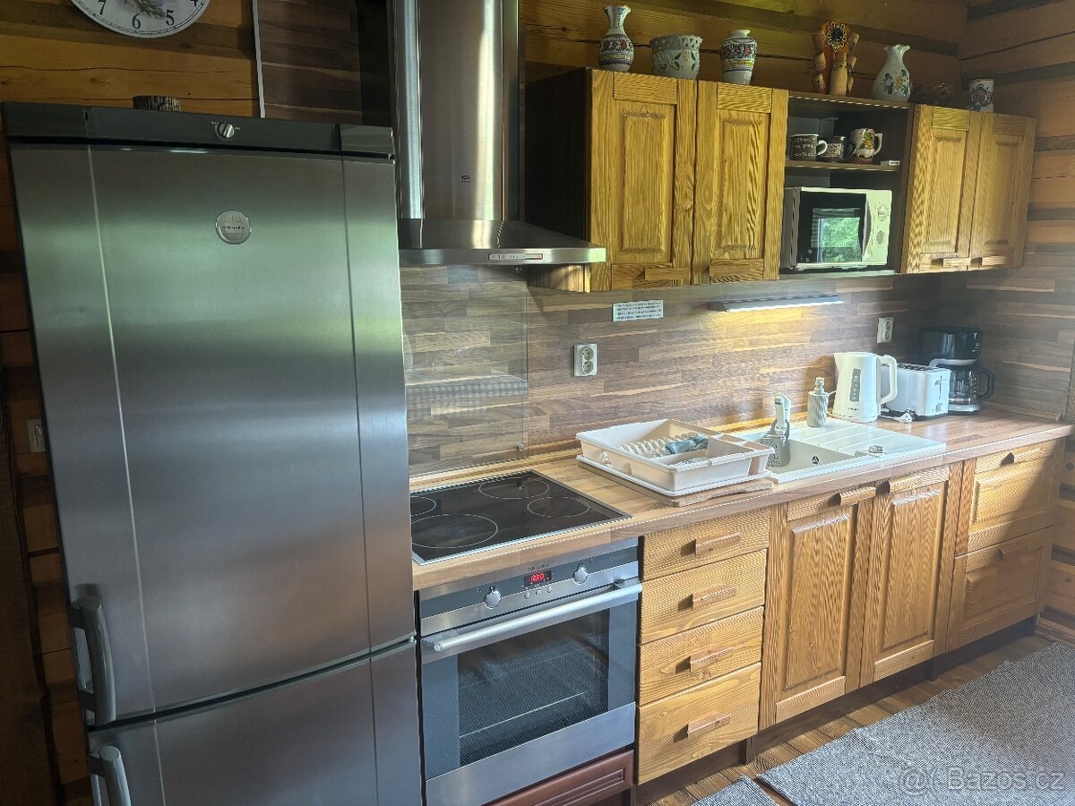 Predaj zabehnutej rekreačnej drevenice Gazdovský dvor - 11