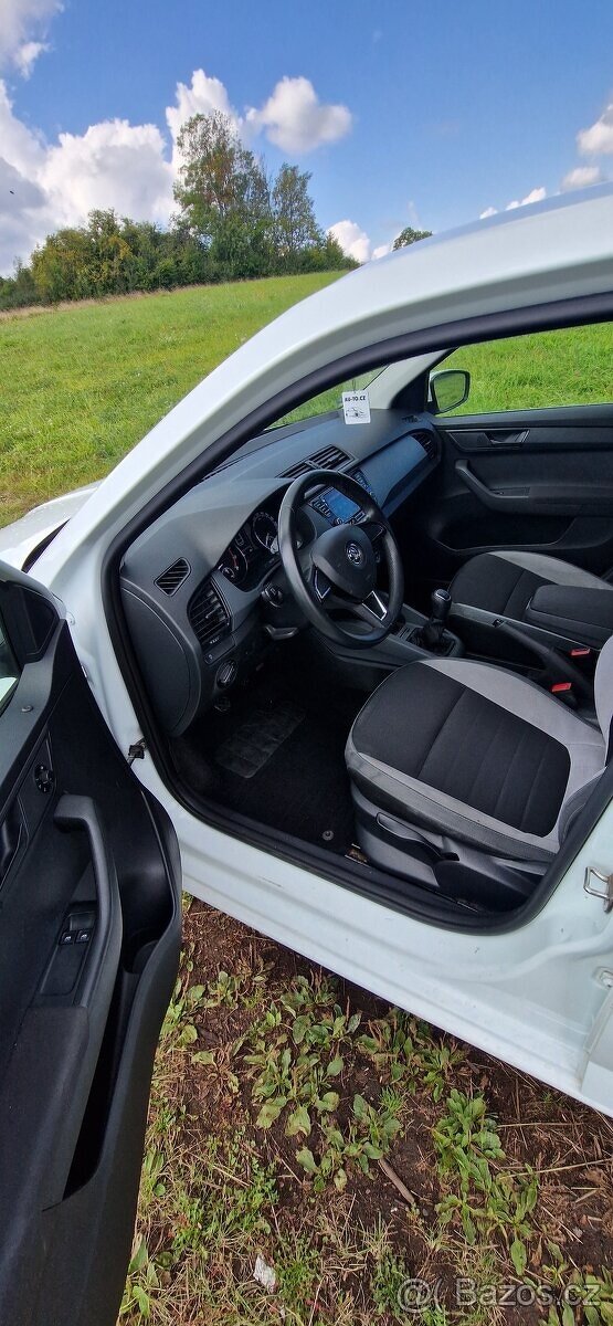 Škoda Fabia III Combi 1.0 mpi - 11