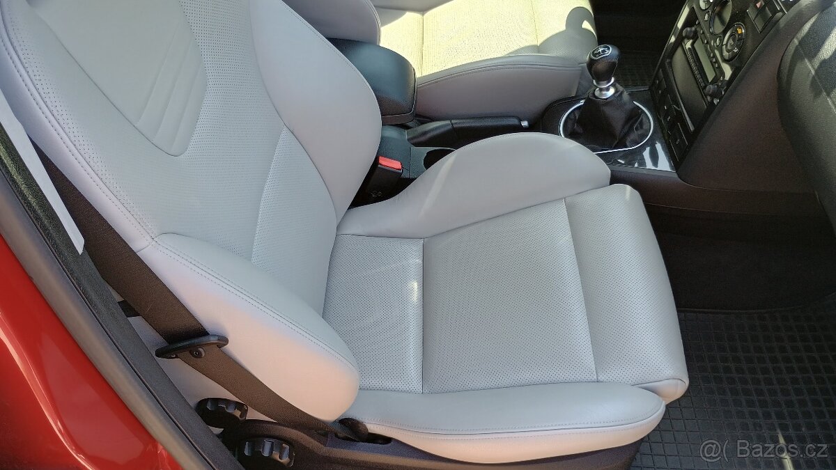 Ford Mondeo ST220 Kombi – TOP stav - 11