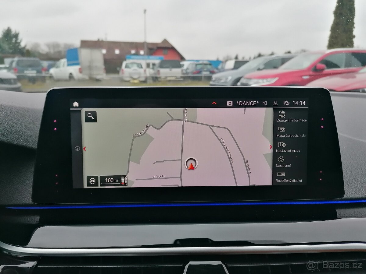 BMW Řada 5 520D Sport Line - 11