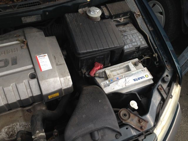 Mitsubishi Space Wagon 2,4GDi 110kW 1998 - díly - 11