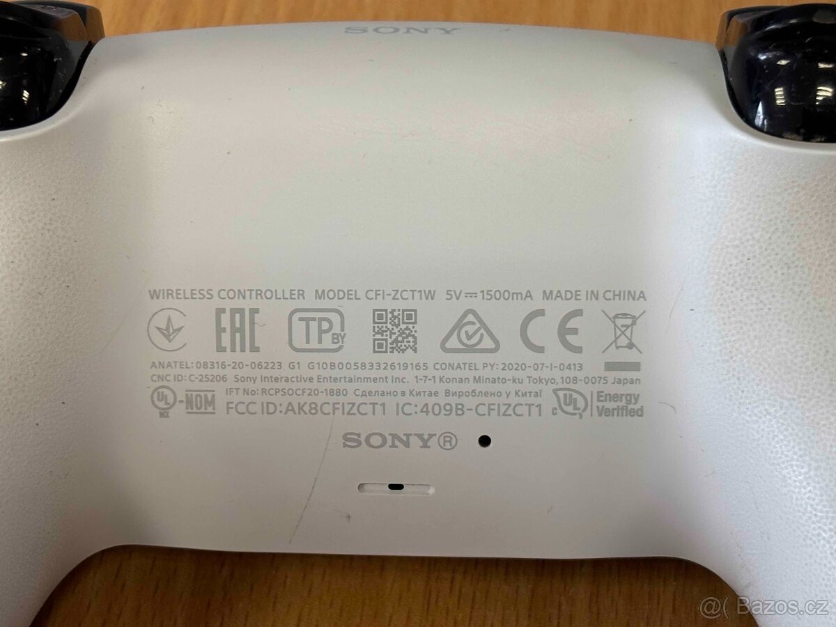 Sony PlayStation 5 Digital Edition, 825GB + ovladač - 11