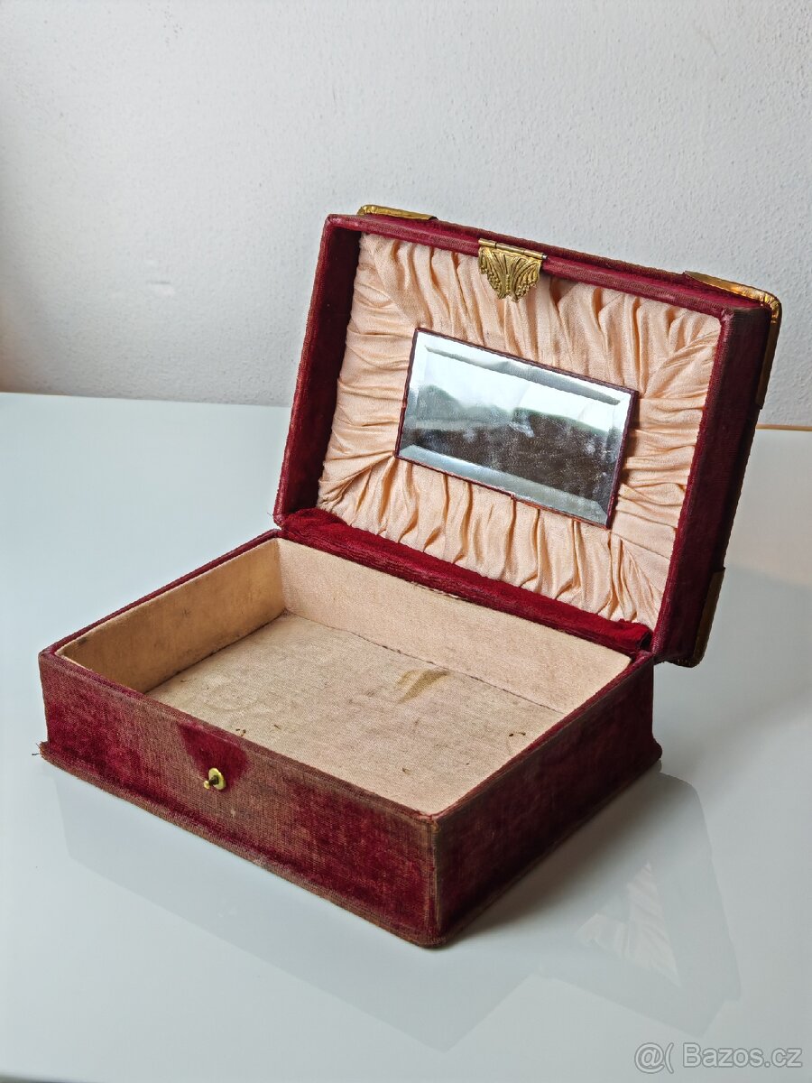 Starožitná šperkovnice - 11
