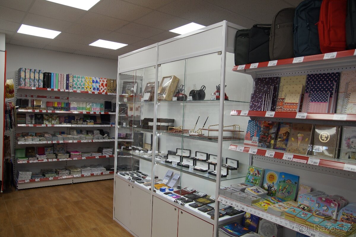 Vybavení obchodů, pokladna, regály - 11