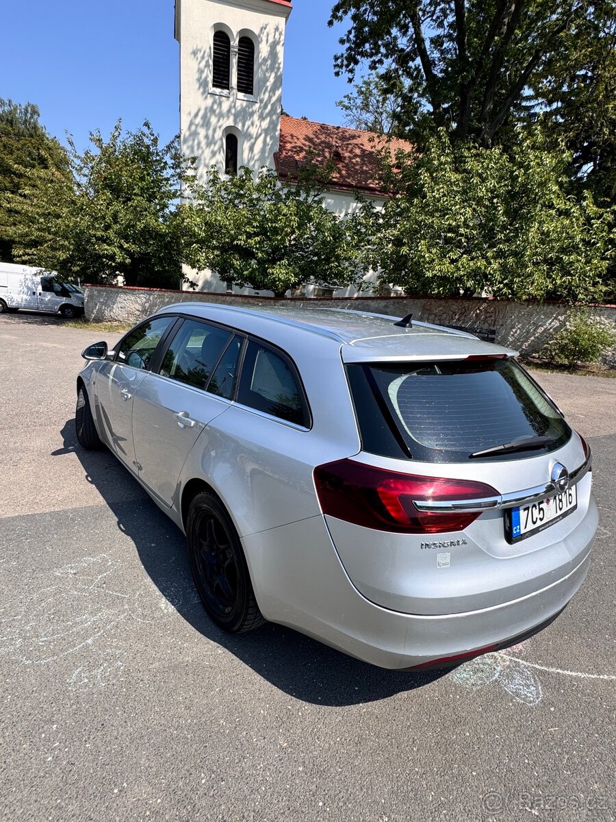Opel insignia 2013 2.0 TDi - 11