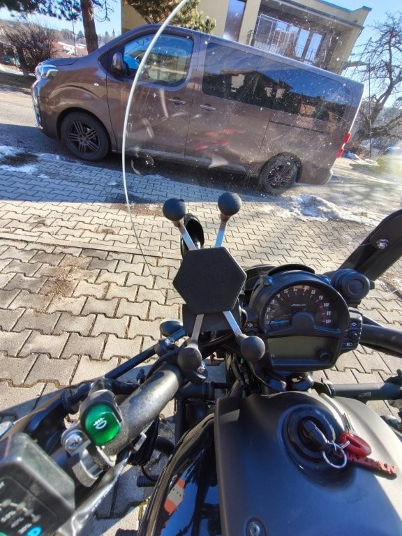 Kawasaki Vulcan S (EN 650) - 11