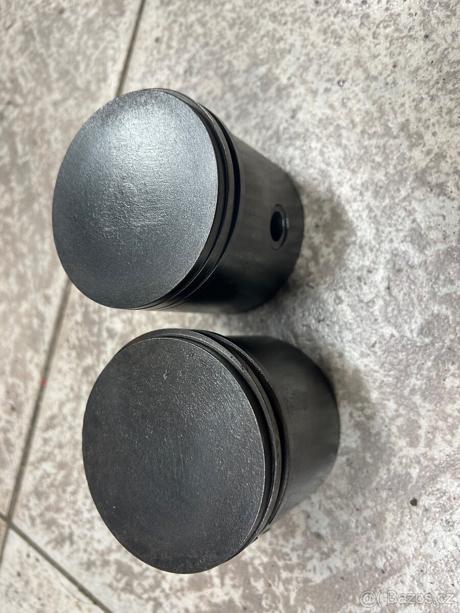 Indian Scout 101 600ccm - válce, písty - 11