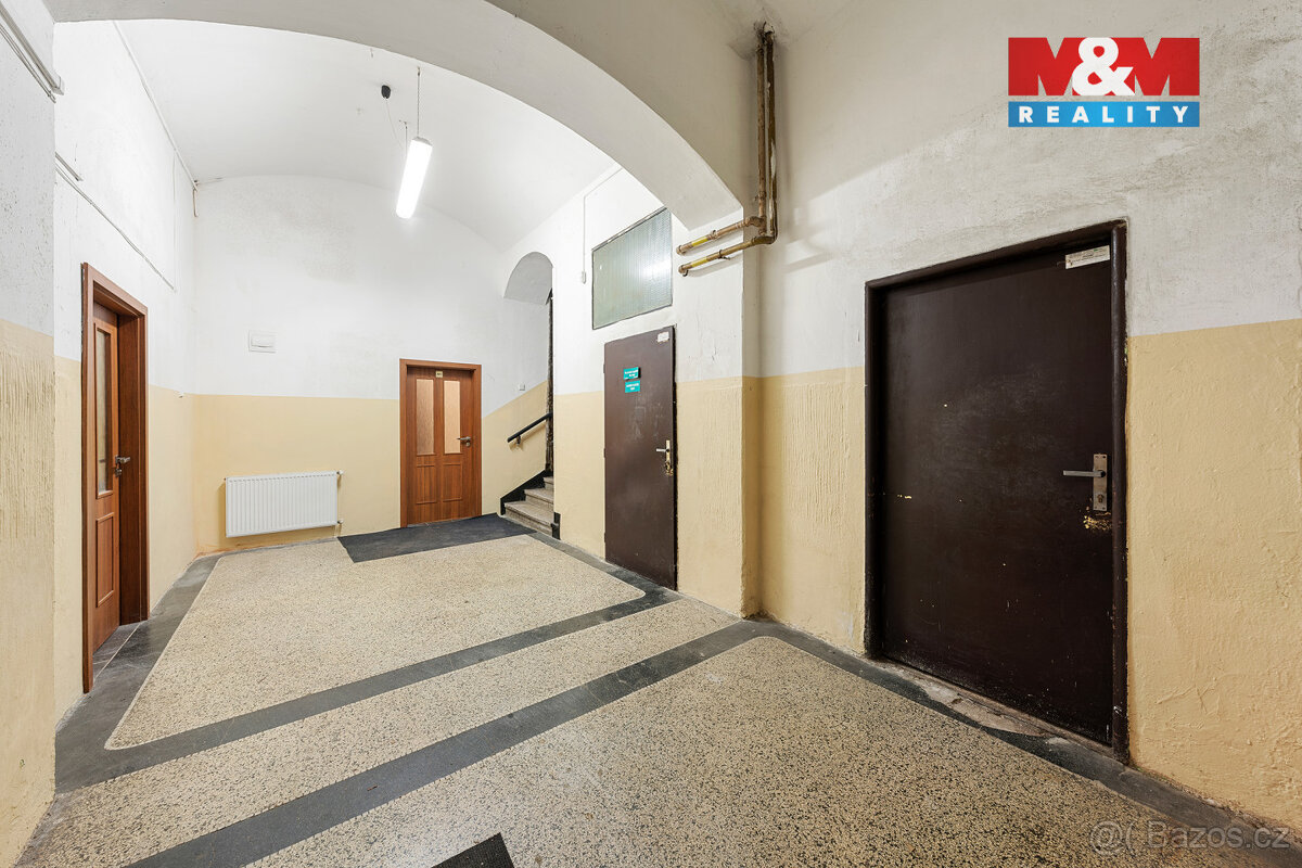 Prodej restaurace, stravování v Děčíně, ul. Teplická - 11