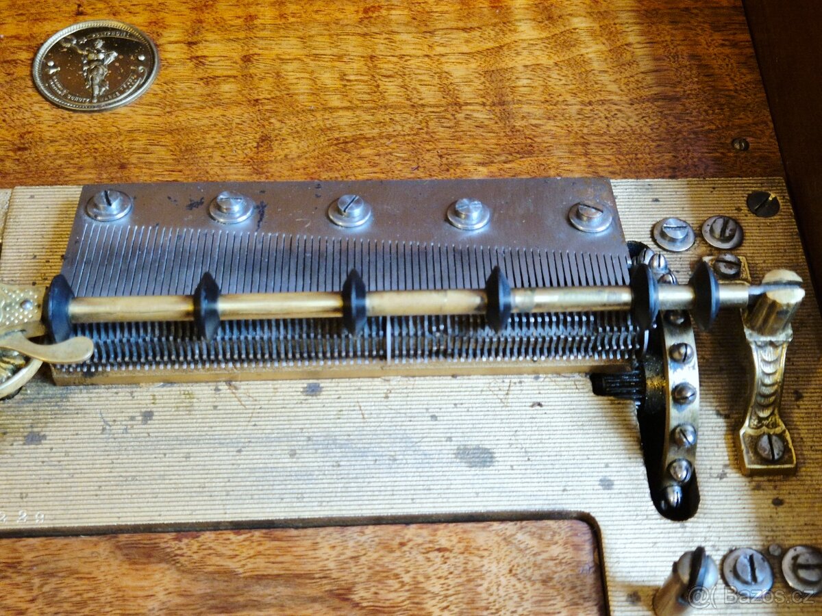 Velký starožitný Polyphon Musikwerke, rok 1898 - 11