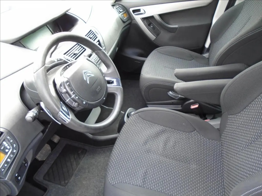 Citroën C4 Picasso, 1,6 1.6HDI-AUTOMAT-SERVISKA - 11