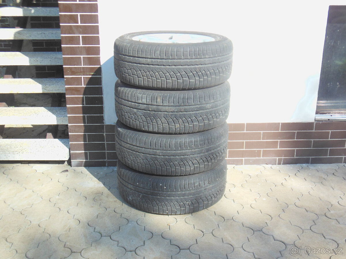 Kuga Originální zimní sada Alu kol 17" 235/55R17 - 11