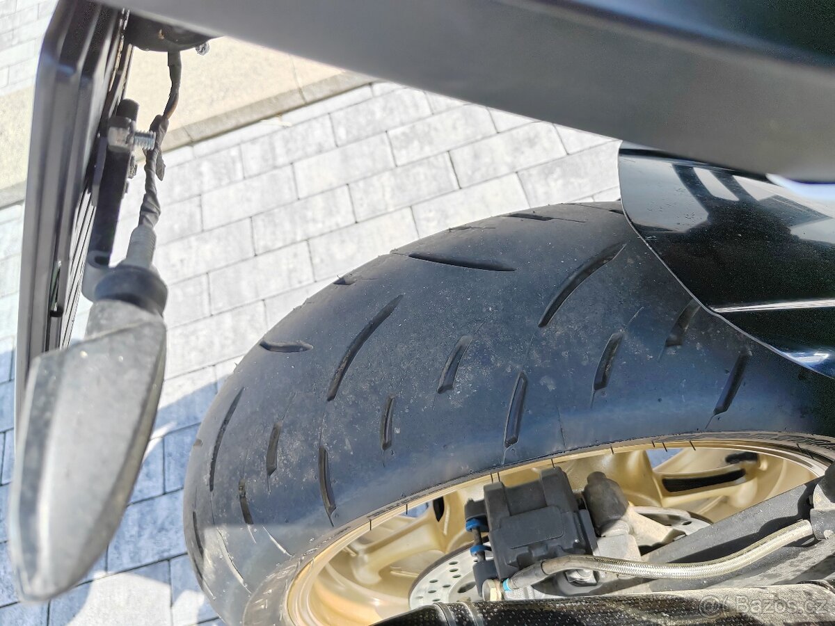 Yamaha Fz8 Fazer - 11