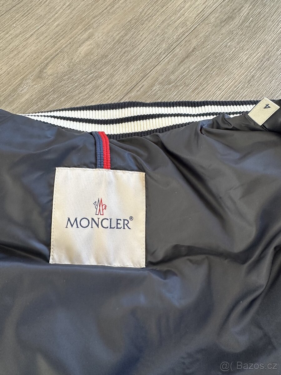 Moncler péřová bunda - 11