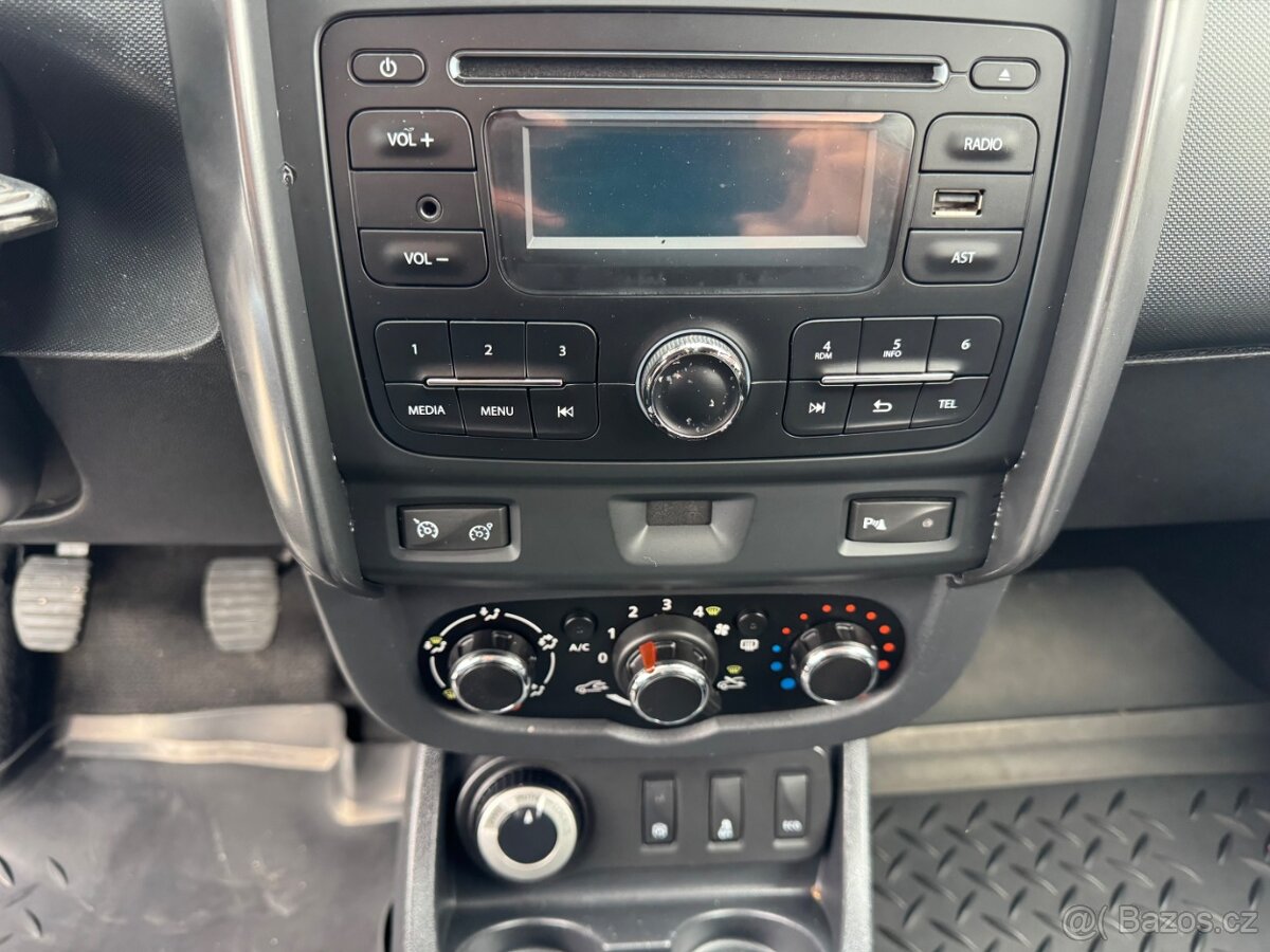 Dacia Duster 1,5 Dci 4x4 Laureate - 11