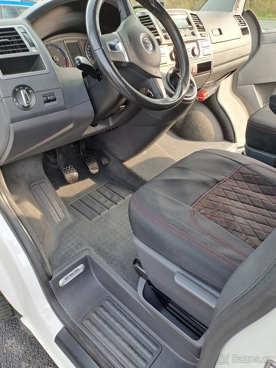 Volkswagen T5 Multivan 2,0 TDI, 103kW - 11