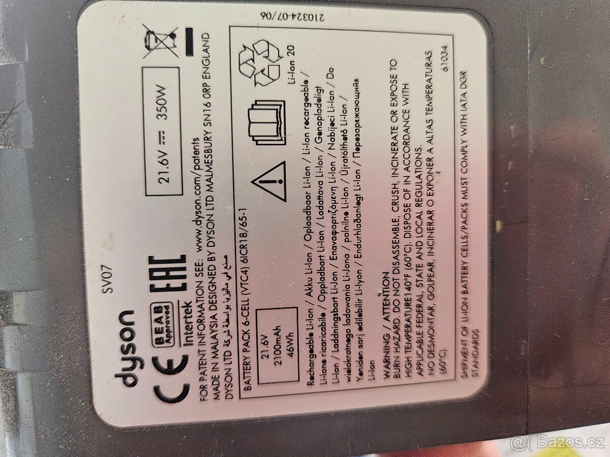 Prodám ruční AKU vysavač Dison - 11