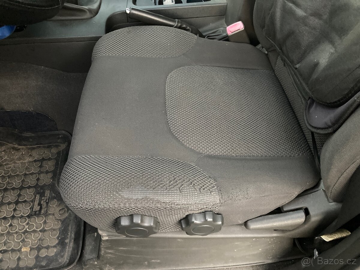 Nissan Navara D40, 128kW, 2006, Hardtop - 11