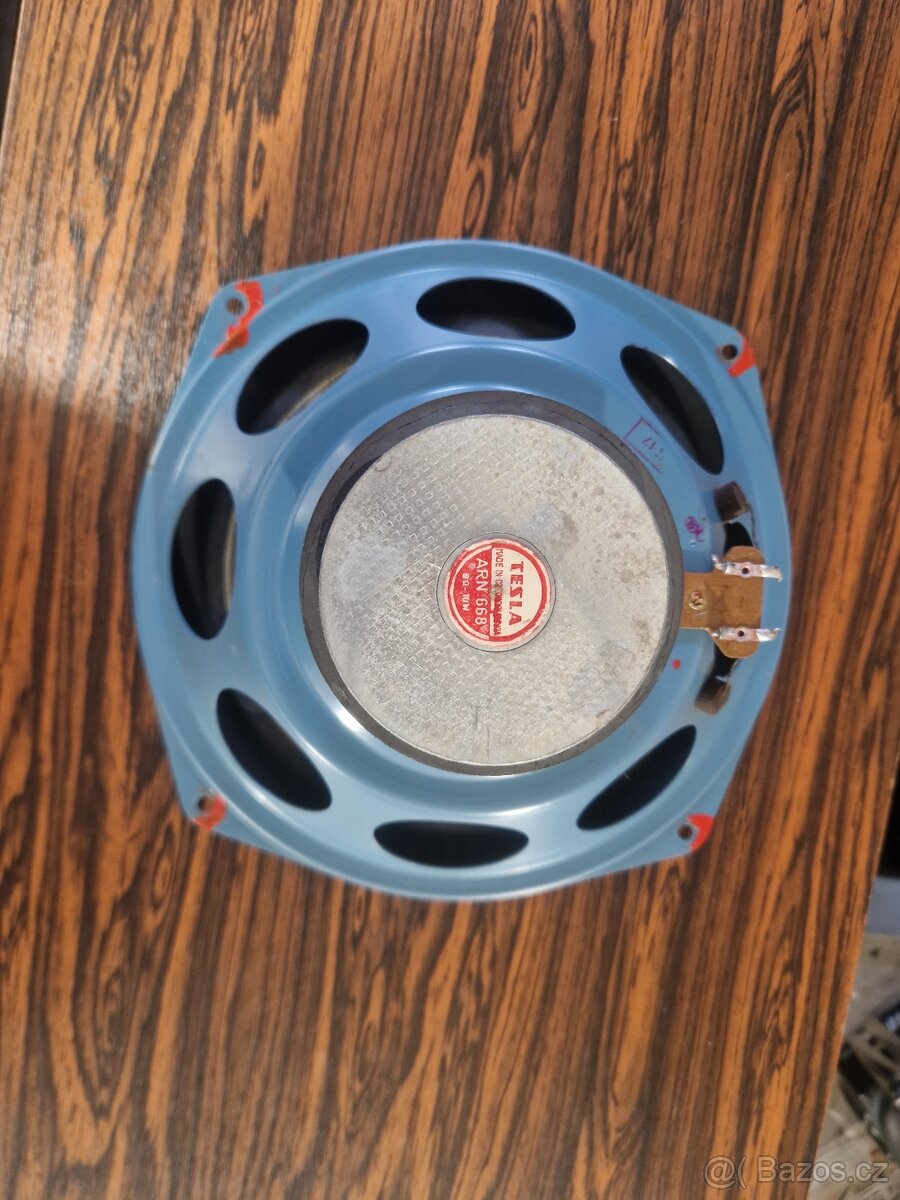 Reproduktory Tesla - 11