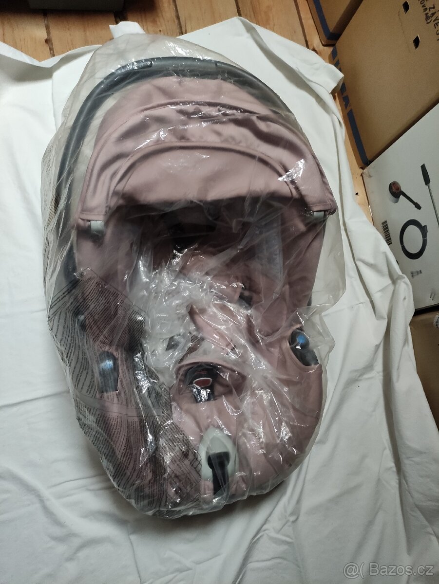 Kočárek trojkombinace - 11