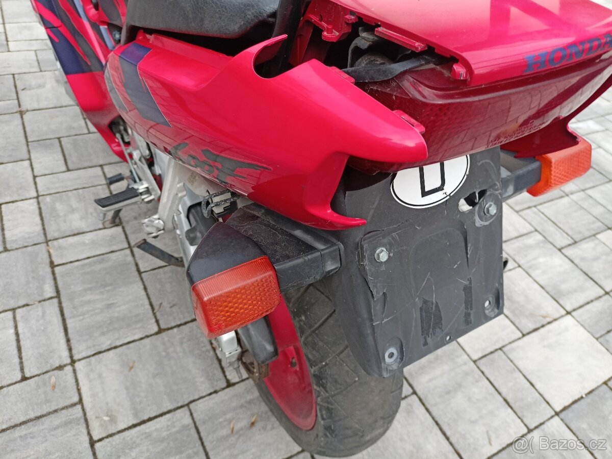 Honda CBR 600 - 11