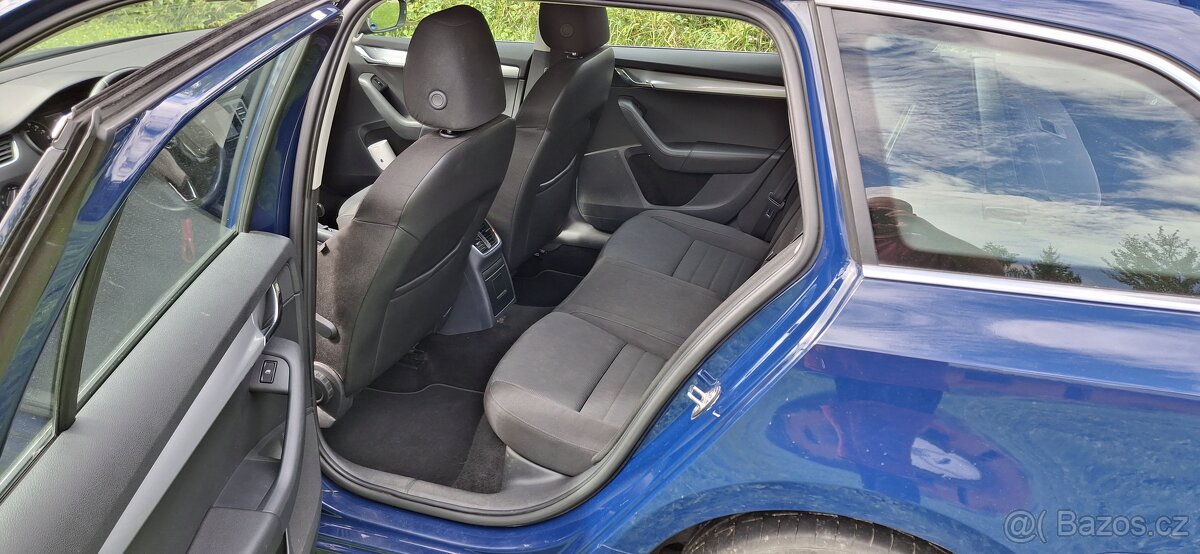Škoda Octavia 1.6 TDI Dsg - 11