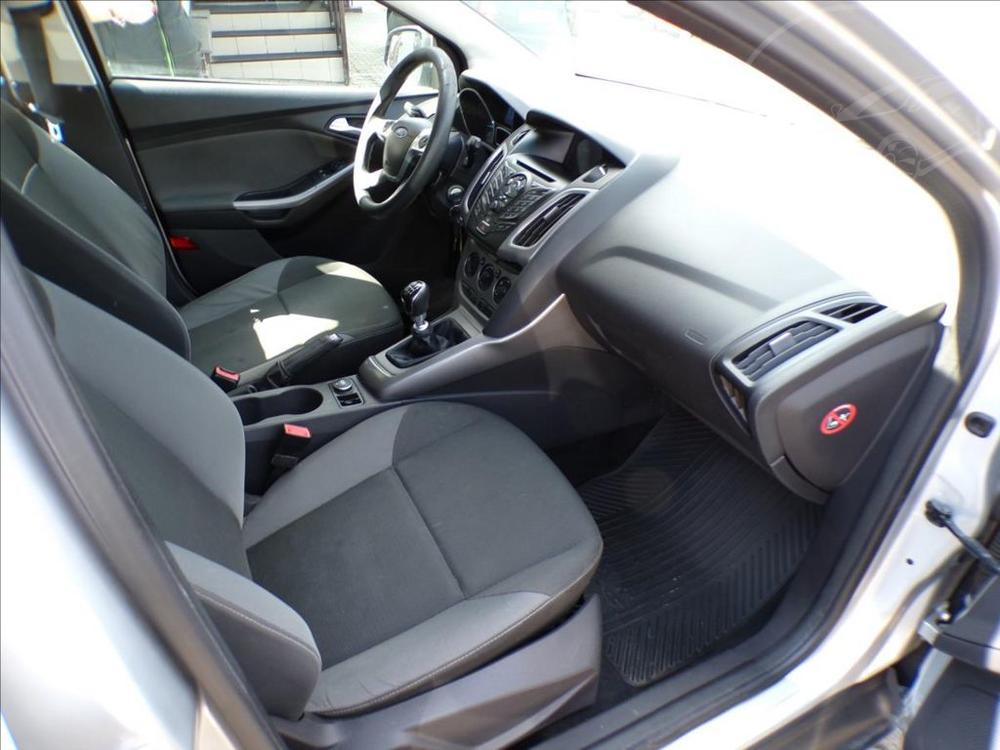 Ford Focus 1,6 TDCI - 11