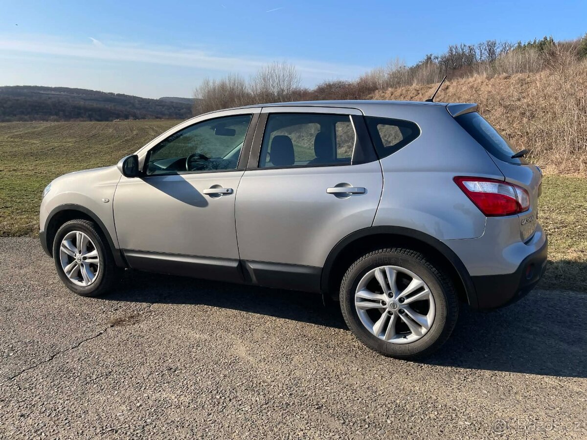 Nissan Qashqai - 11