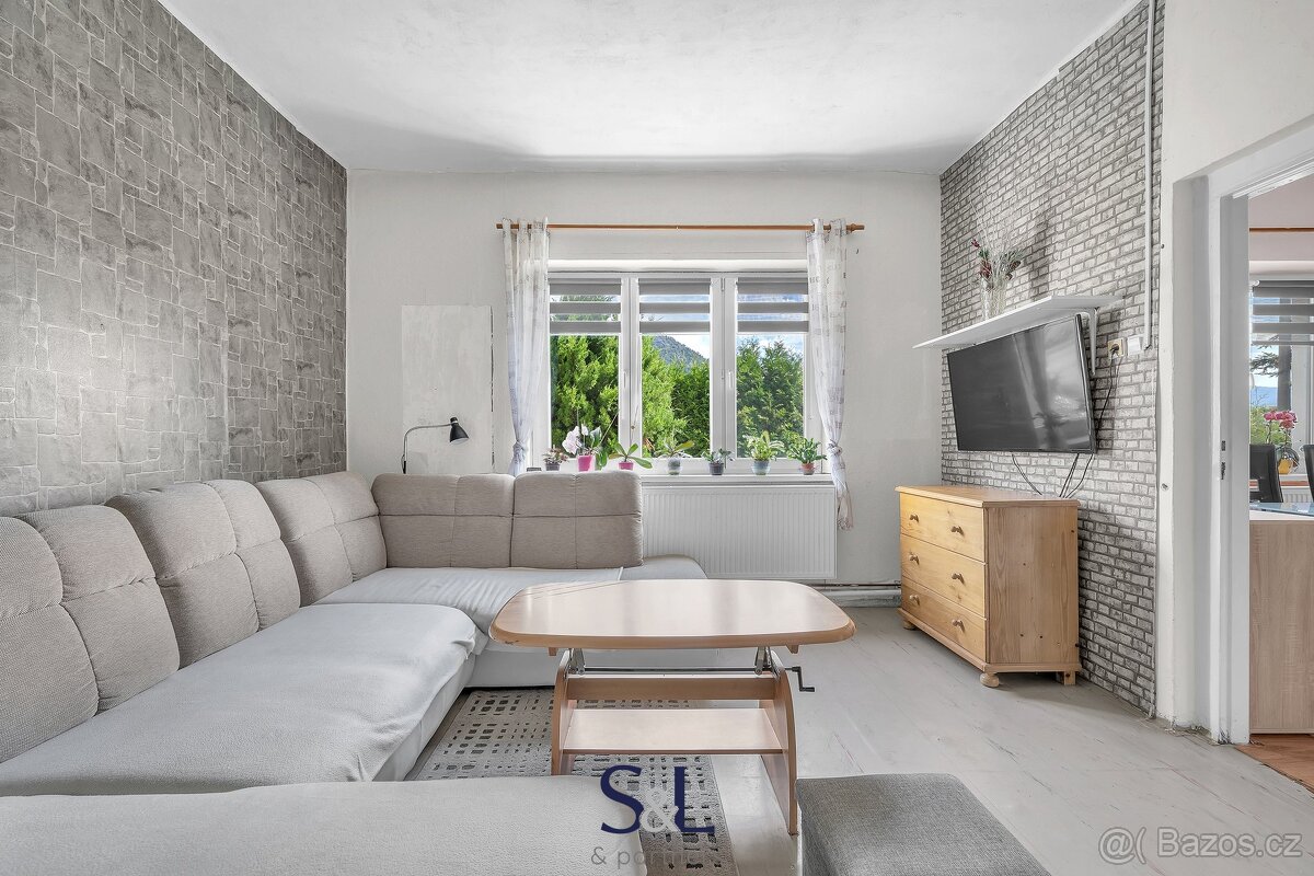 Prodej bytu 2+1 47 m², Velké Březno - Valtířov, ev.č. 01338 - 11