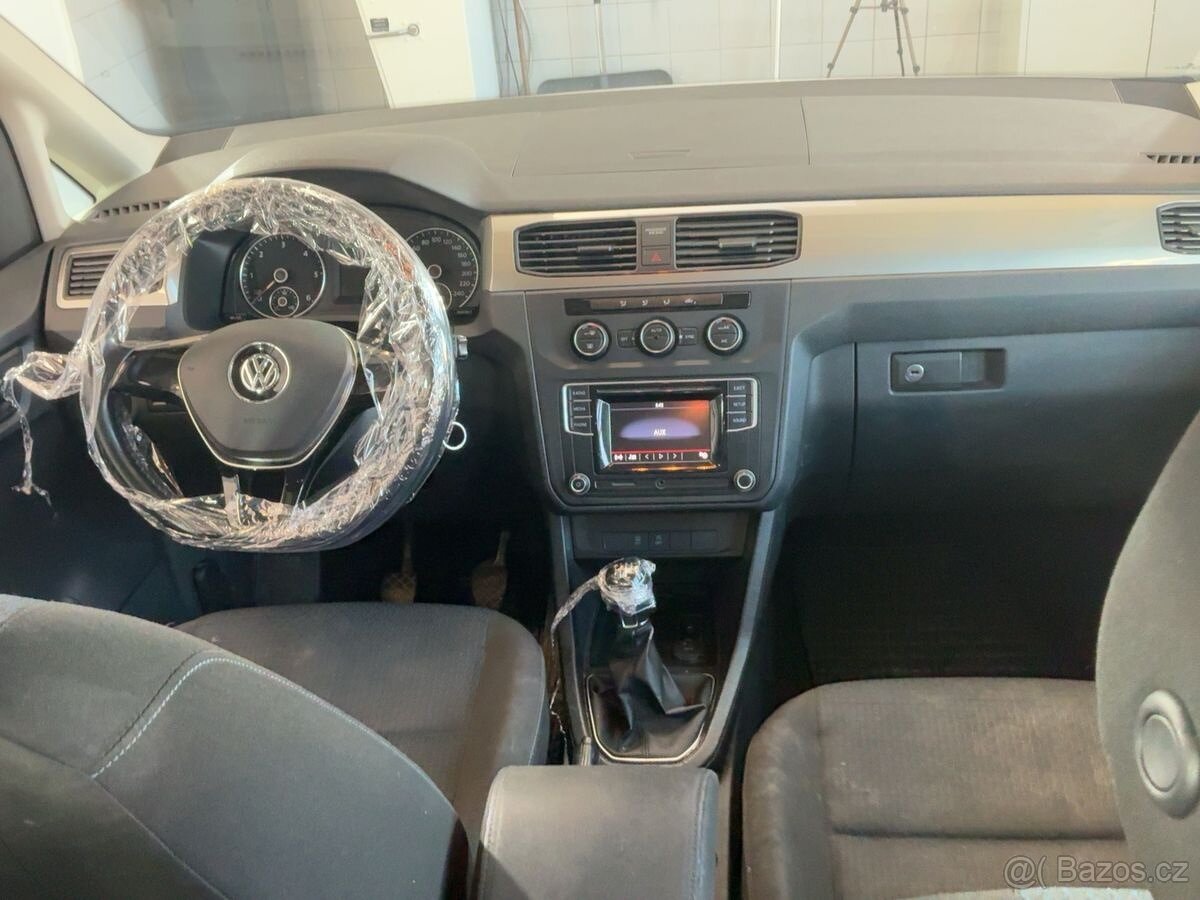 VW Caddy Maxi 2.0 TDI,Xenon,7.Míst,1.Majitel,Tažné - 11