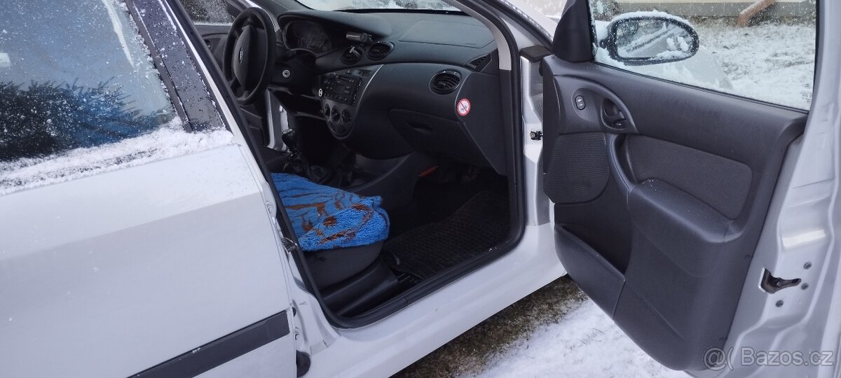 Ford Focus 1.8tddi - 11