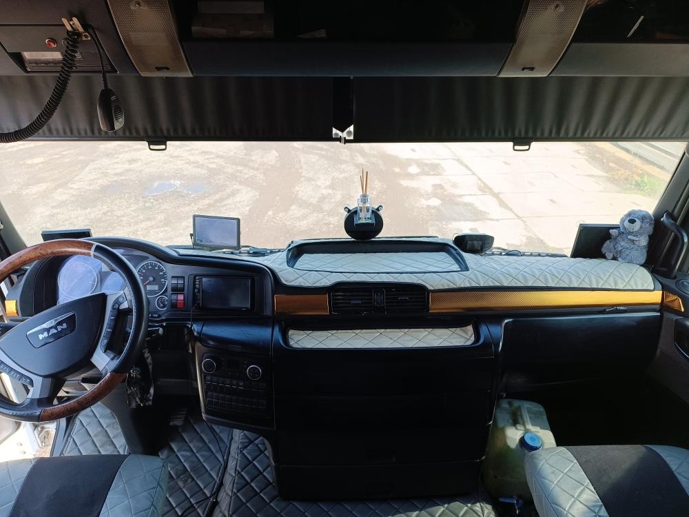 Prodám tahač návěsu MAN TGX 18.480 4x2 s hydraulikou - 11