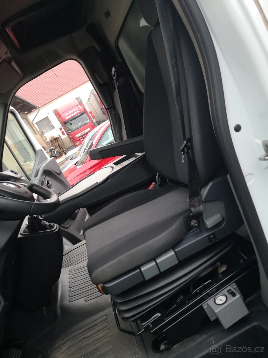 RENAULT MASTER VALNÍK-PLACHTA-10TI PALETA - 11