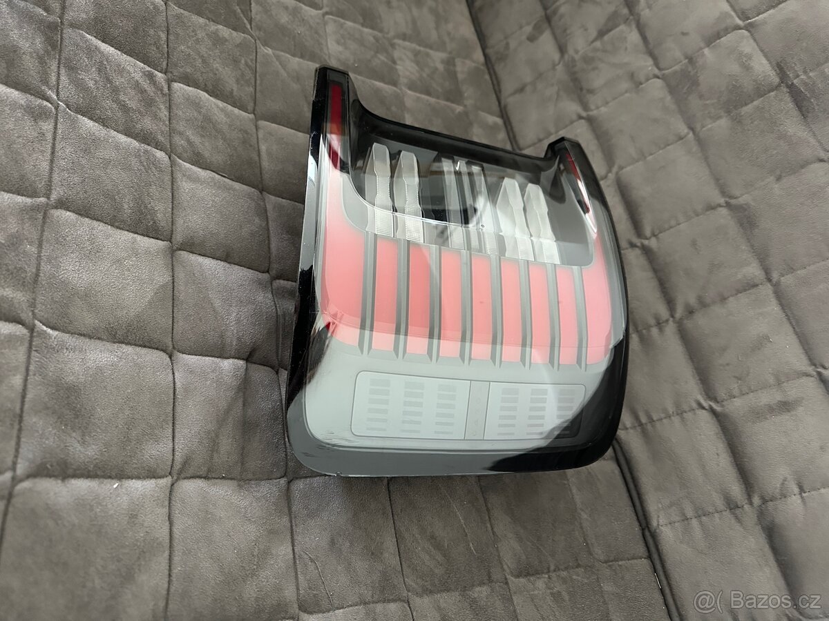 Volvo EX30 P.Z. světlo - 11