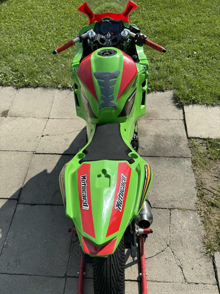 Kawasaki Ninja 400 Okruhovka - 11