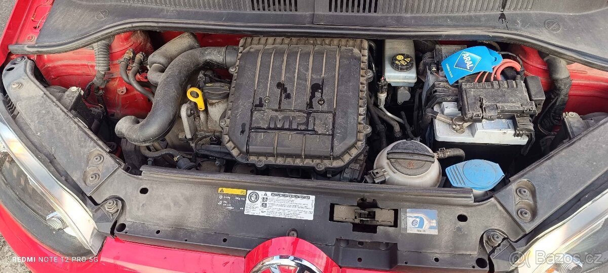 Prodám VW Up, 5 dveřový, 1,0i 44kW, 2014, klima, centrál - 11